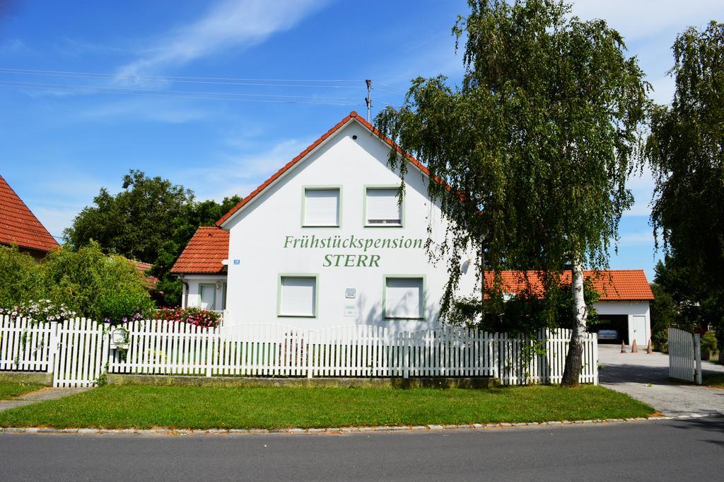 Fruehstueckspension Sterr Strebersdorf Exterior photo